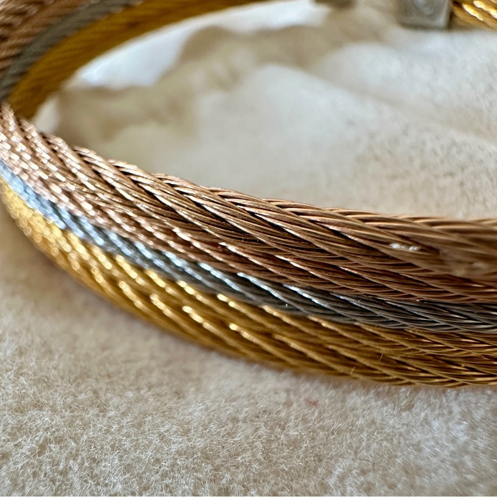 ALOR tri-color cuff bracelet - Picture 3 of 7